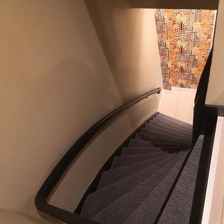 Konukevi Roomwest 3*