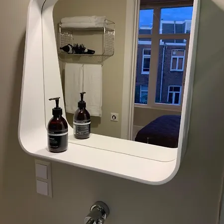 Roomwest Konukevi Amsterdam