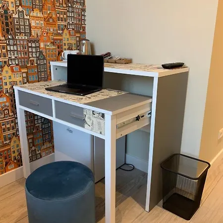 Konukevi Roomwest