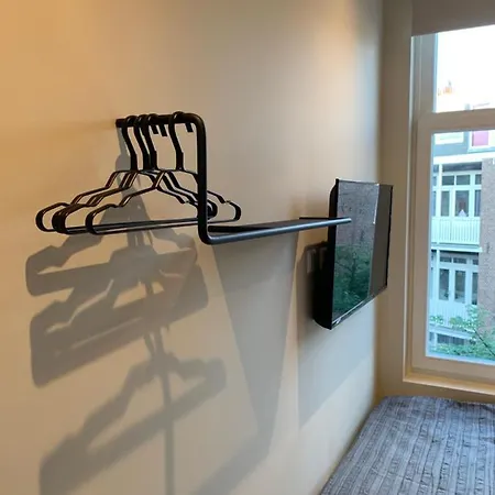 Roomwest 3* Amsterdam