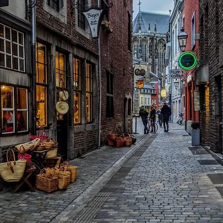 Roomwest Amsterdam