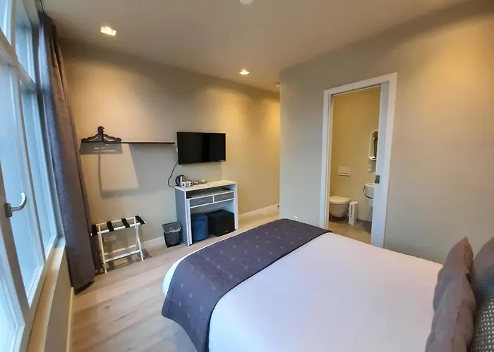 Roomwest 3* アムステルダム