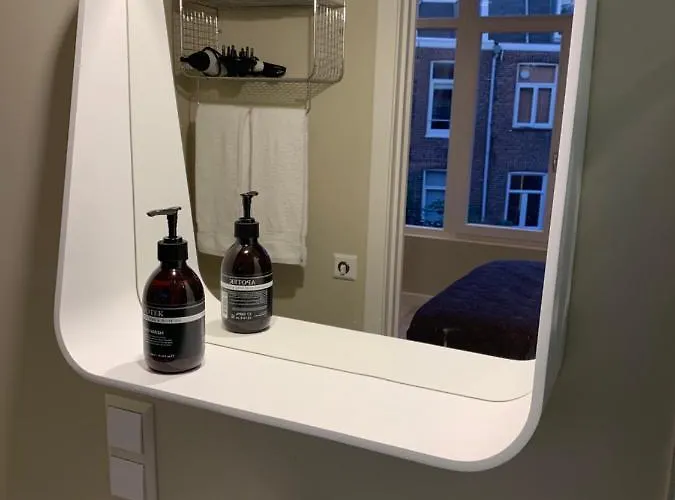 Roomwest ゲストハウス アムステルダム