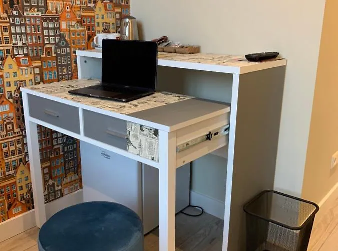 ゲストハウス Roomwest